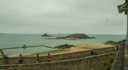 Hotel H�tel-restaurant La Porte Saint Pierre