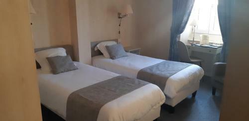 Hotel H�tel Le D'avaugour - Logis