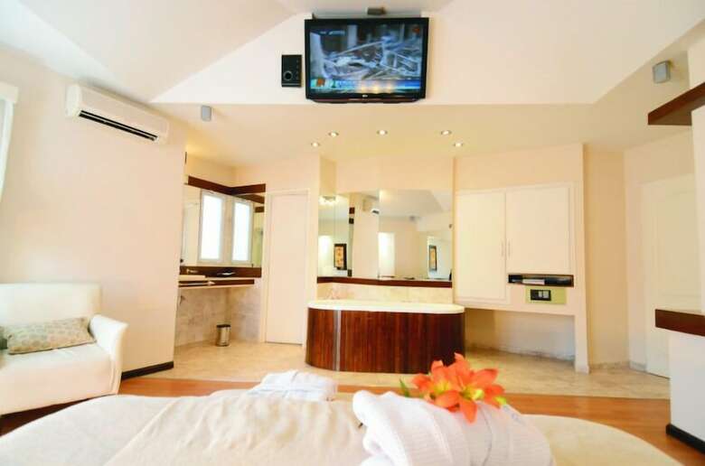 Hotel Santa Cecilia Resort & Spa