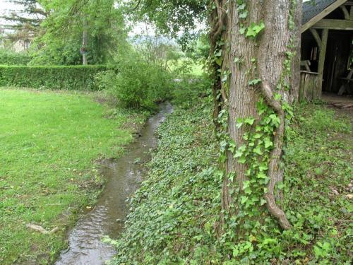Holiday Home La Lezardiere Belvaux Rochefort