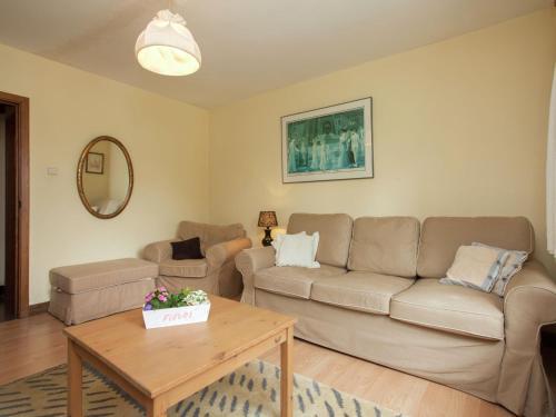 Holiday Home La Lezardiere Belvaux Rochefort