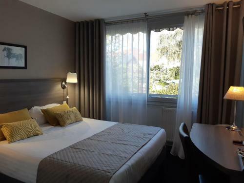 Hotel Aerotel Versailles Saint Cyr - L'�tape Du Silence
