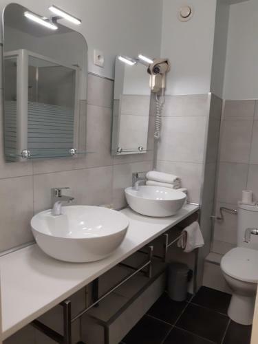 Hotel Aerotel Versailles Saint Cyr - L'�tape Du Silence