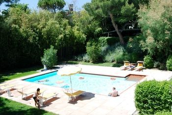 Aparthotel Residenze Al Colle Dei Pini
