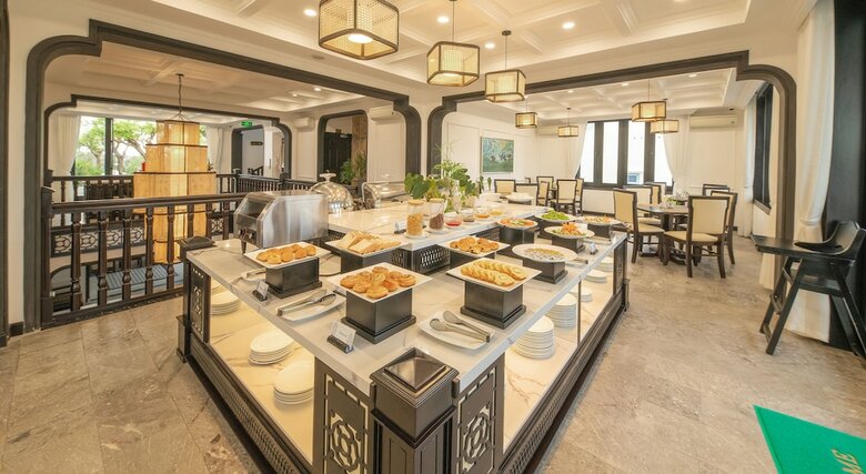 Hotel Hoi An Coco River Resort & Spa