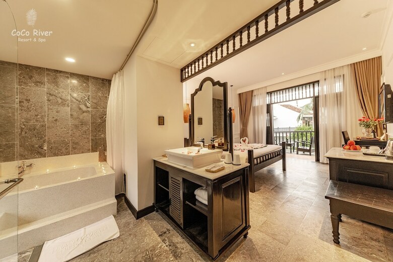 Hotel Hoi An Coco River Resort & Spa