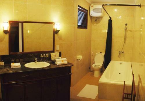 Hotel Hoi An Riverside Resort & Spa