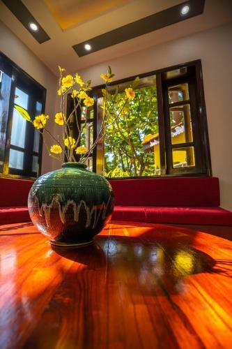 Hotel Hoi An Riverside Resort & Spa