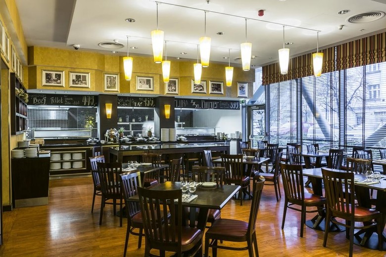 Hotel Courtyard By Marriott Prague City
