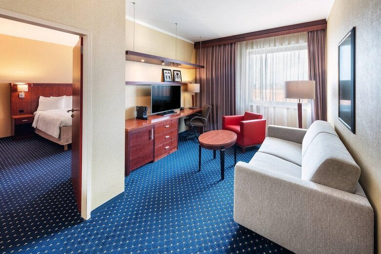 Hotel Courtyard By Marriott Prague City