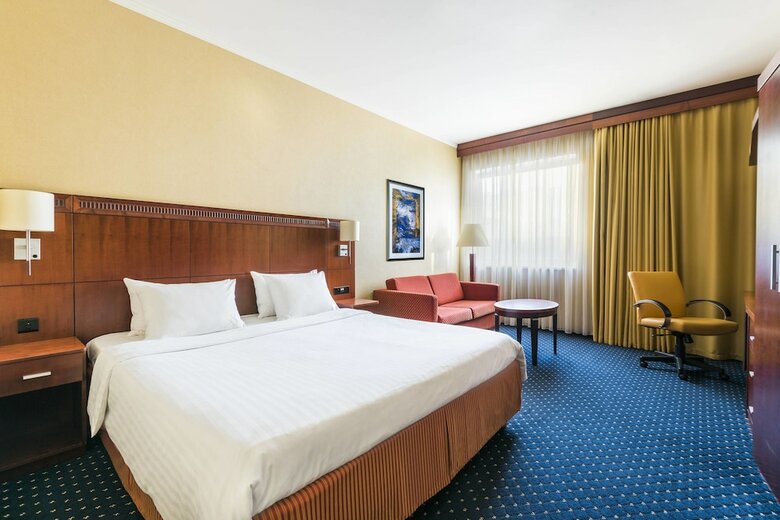 Hotel Courtyard By Marriott Prague City