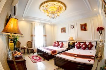 Louis Hotel