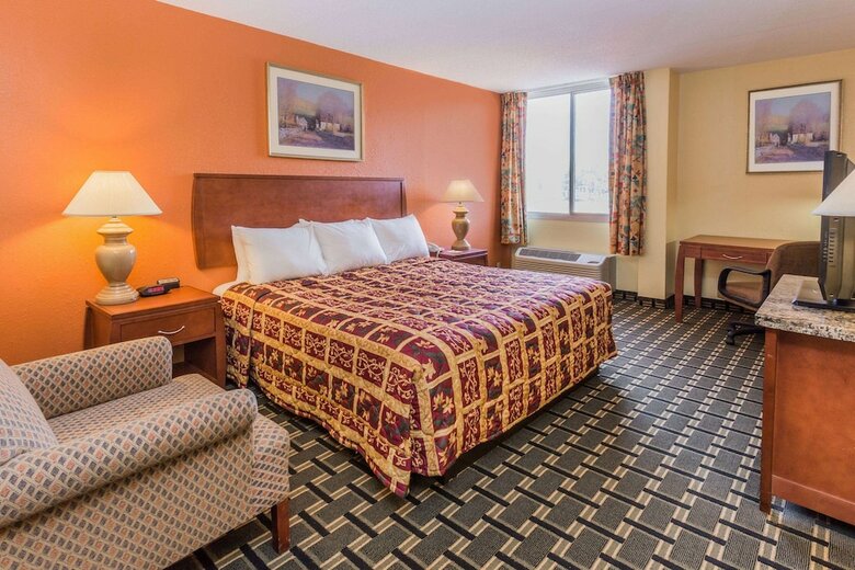Danville Days Hotel & Conference Center