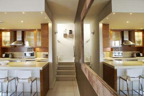 Apartamento Marine Square Luxury Holiday Suites