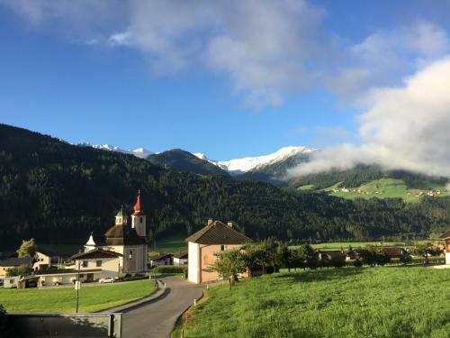 Hostal Landgasthof Lenzer