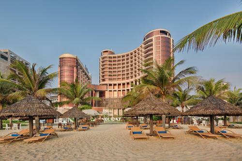 Holiday Beach Da Nang Hotel And Spa