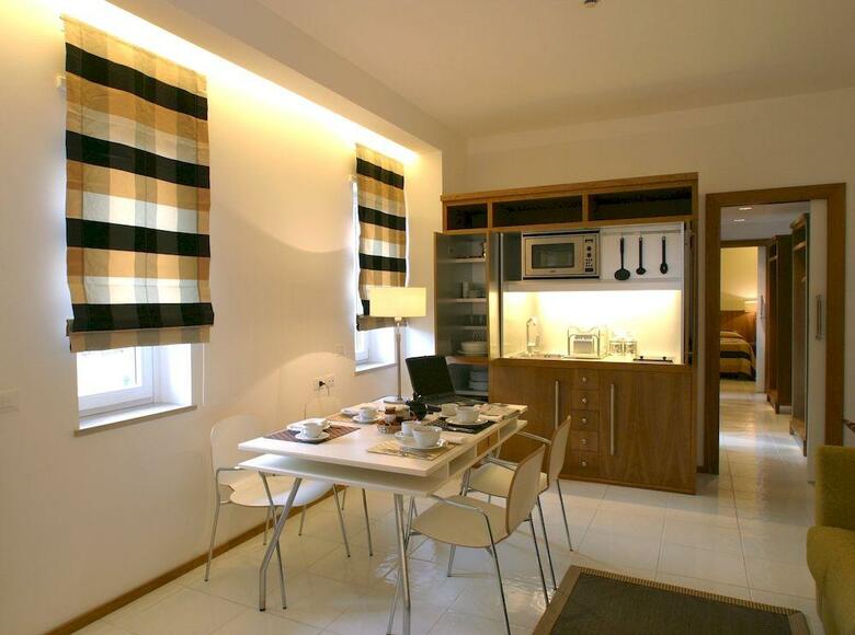 Hotel Rota Suites