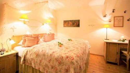 Hostal Alpengruss Apartment - Zimmer