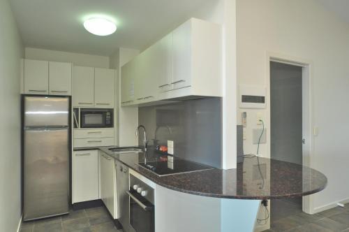Lennox Point Holiday Apartments