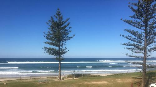 Lennox Point Holiday Apartments