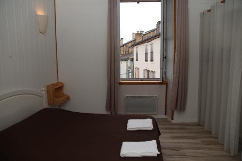 Hostal Caf� De France