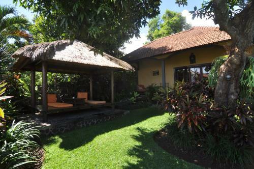 Hotel Puri Mangga Sea View Resort And Spa