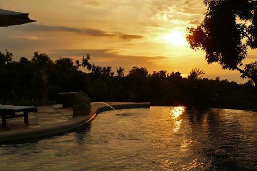 Hotel Puri Mangga Sea View Resort And Spa