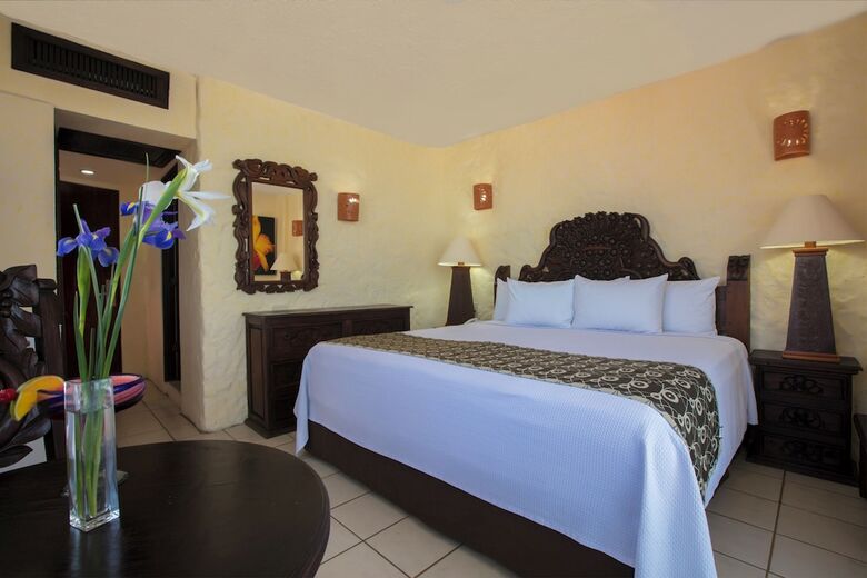 Playa Los Arcos Hotel Beach Resort & Spa