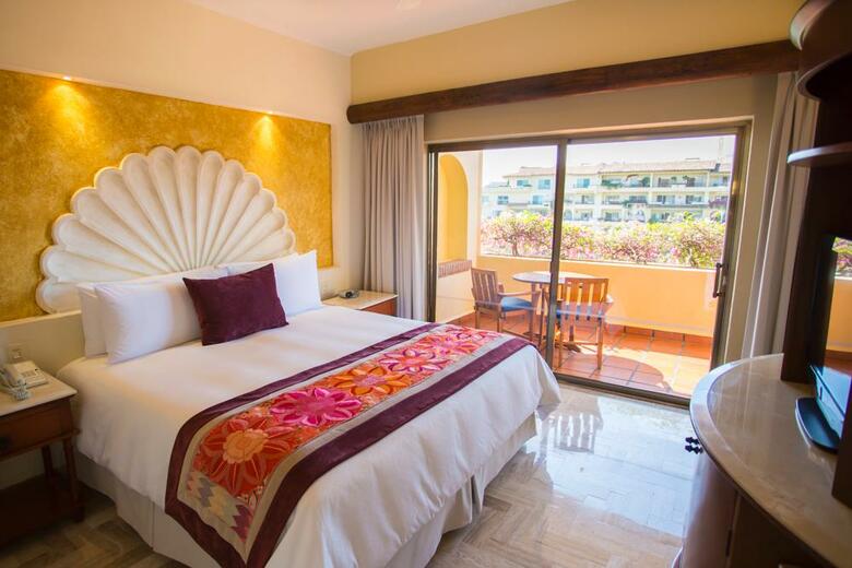 Hotel Velas Vallarta Suite Resort