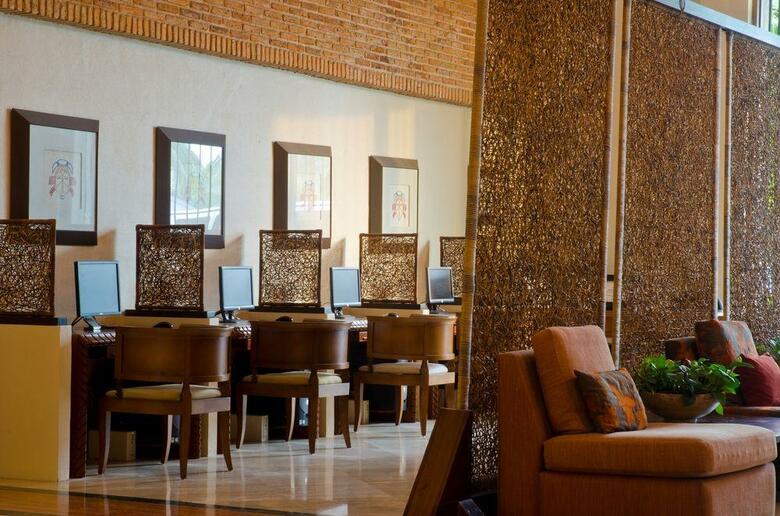 Hotel Velas Vallarta Suite Resort