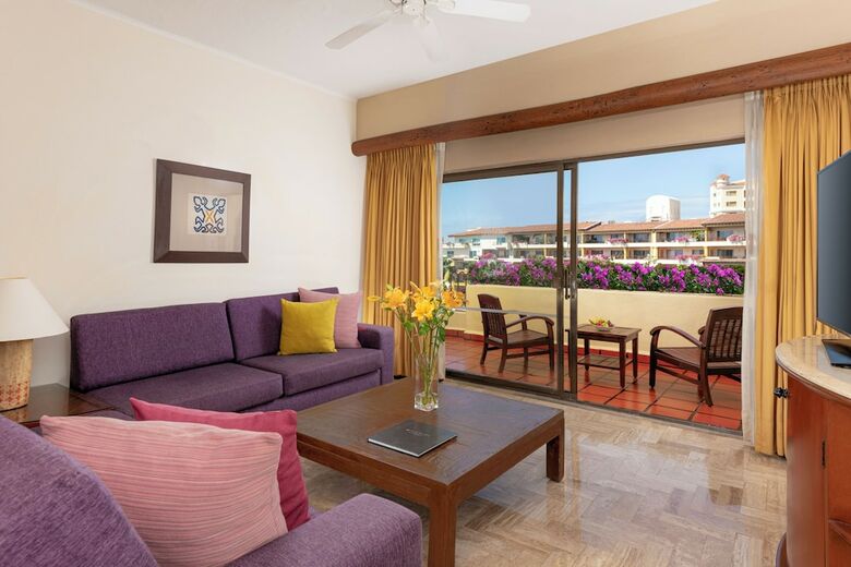 Hotel Velas Vallarta Suite Resort