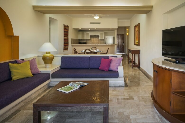 Hotel Velas Vallarta Suite Resort