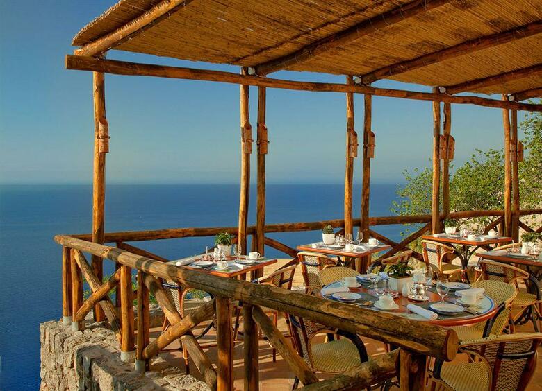 Monastero Santa Rosa Hotel & Spa