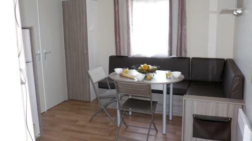 Camping Les Blancs Ch�nes