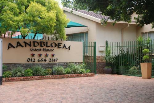 Hostal Aandbloem Guest House