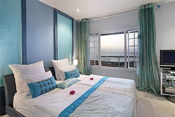 Hotel Days At Sea Beach Lodge