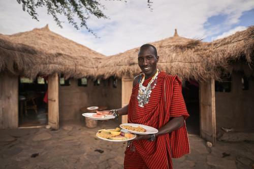 Original Maasai Lodge ? Africa Amini Life