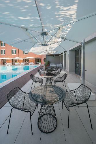 La Reggia Sporting Center Hotel