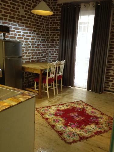 Albaniantrip Rooms And Apartments