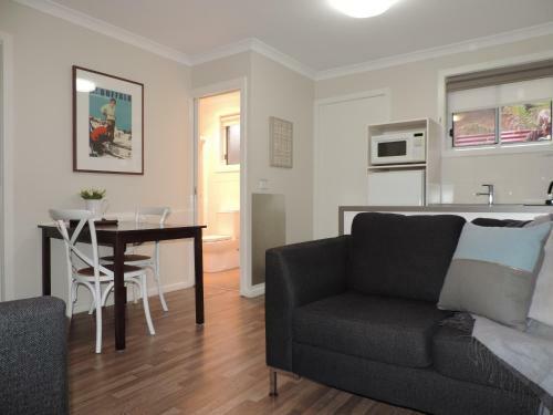 Westwood Lodge Apartments