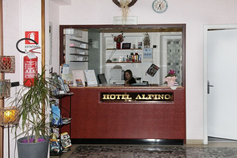 Hotel Alpino