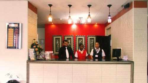 Urban Rose Hotel & Apartments