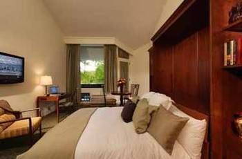 Chauncey Hotel And Conference Center