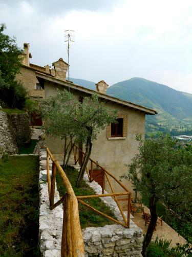 Agroturismo Guesthouse Runcini