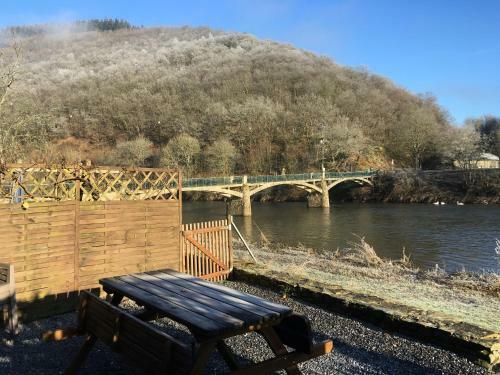 G�te La Passerelle � Mouzaive