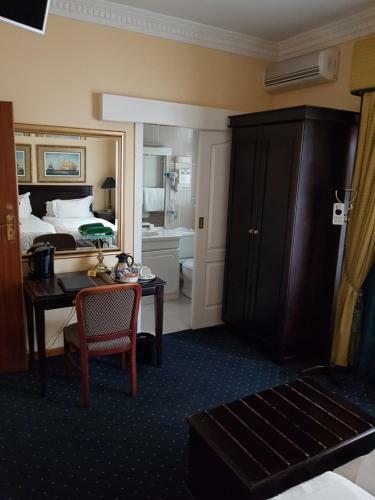 King's Tide Boutique Hotel