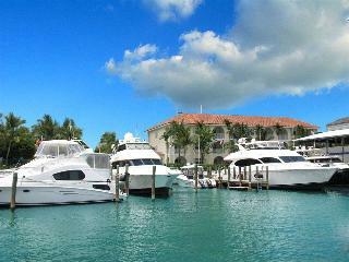 Hotel Paradise Harbour Club & Marina