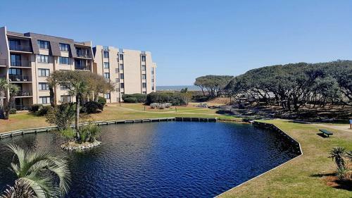 Hotel Seawatch At Island Club