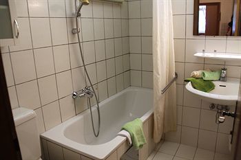 Checkvienna - Edelhof Apartments