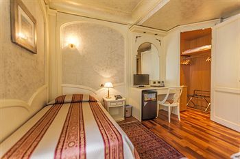 Hotel Colomba D Oro